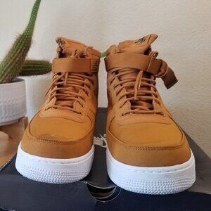 Nike SF Air Force 1 Mid Desert Ochre
